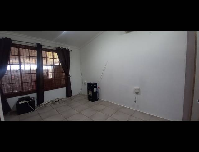 1 BEDROOM FLAT TO LET IN KLERKSDORP RURAL